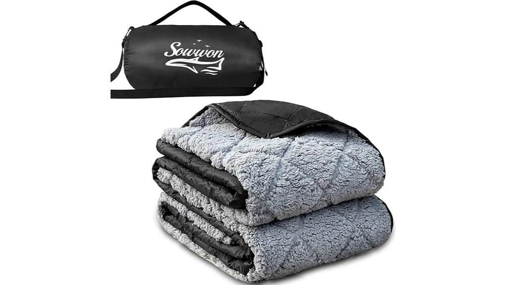packable waterproof outdoor blanket